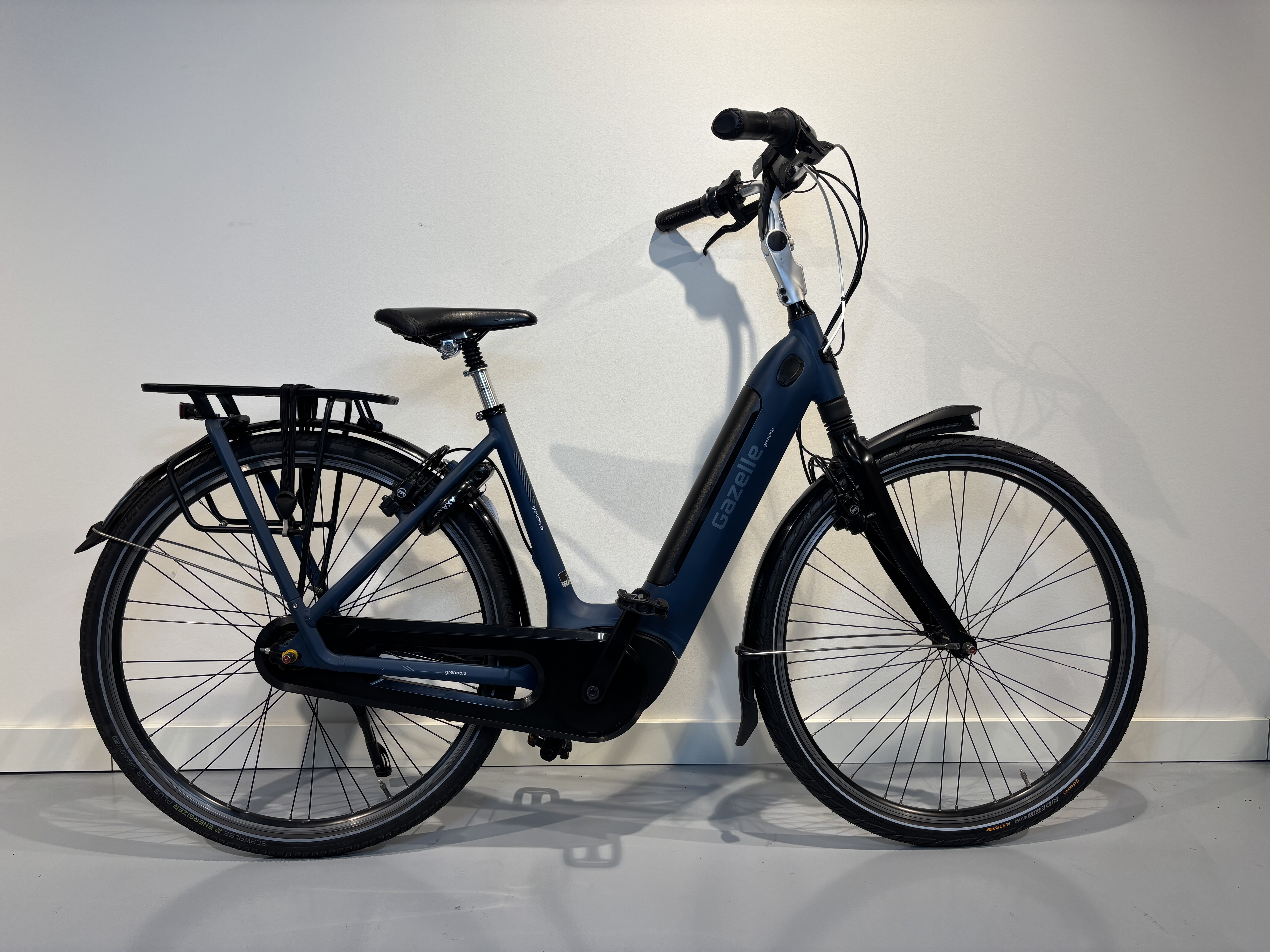 Gazelle Grenoble C8 HMB Mat blauw
