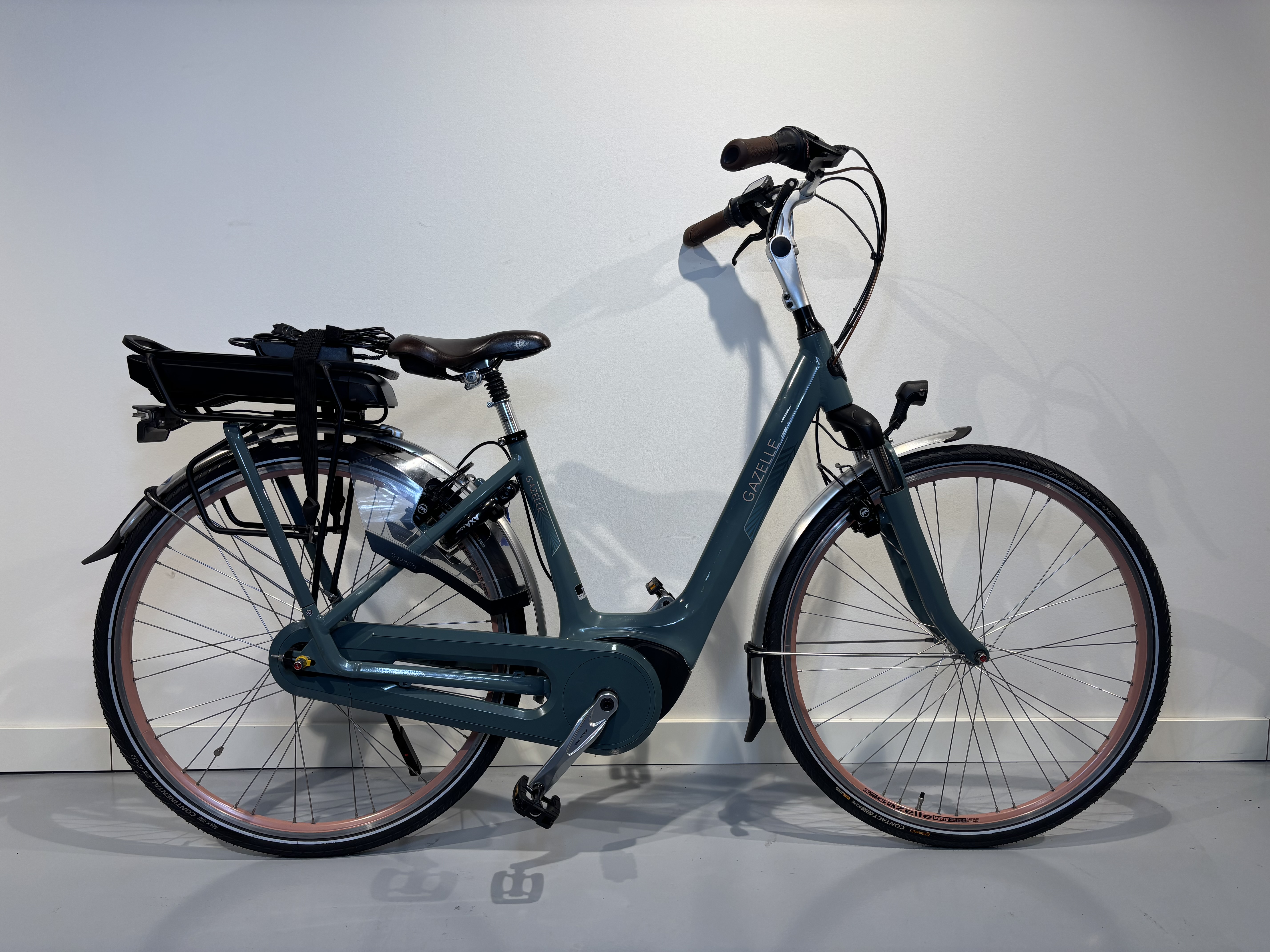 Gazelle Orange C7 49cm